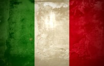 the italian flag painted on the wall